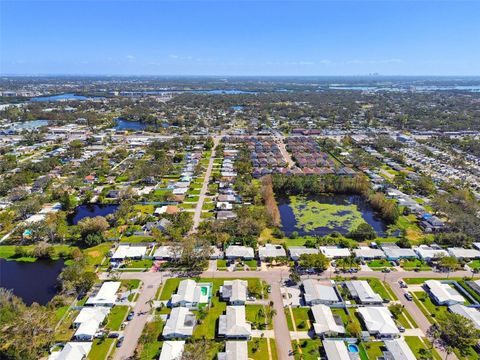 A home in SEMINOLE