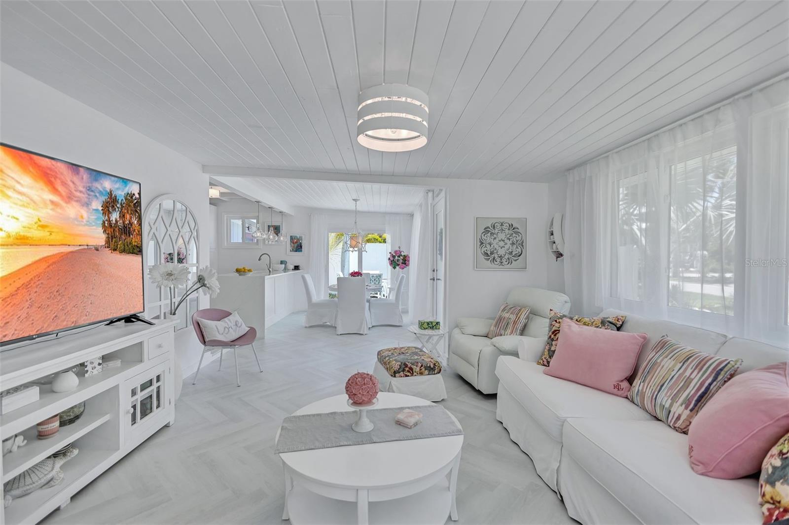 SARASOTA BEACH - Residential