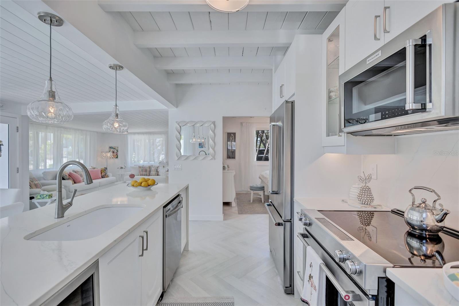 SARASOTA BEACH - Residential