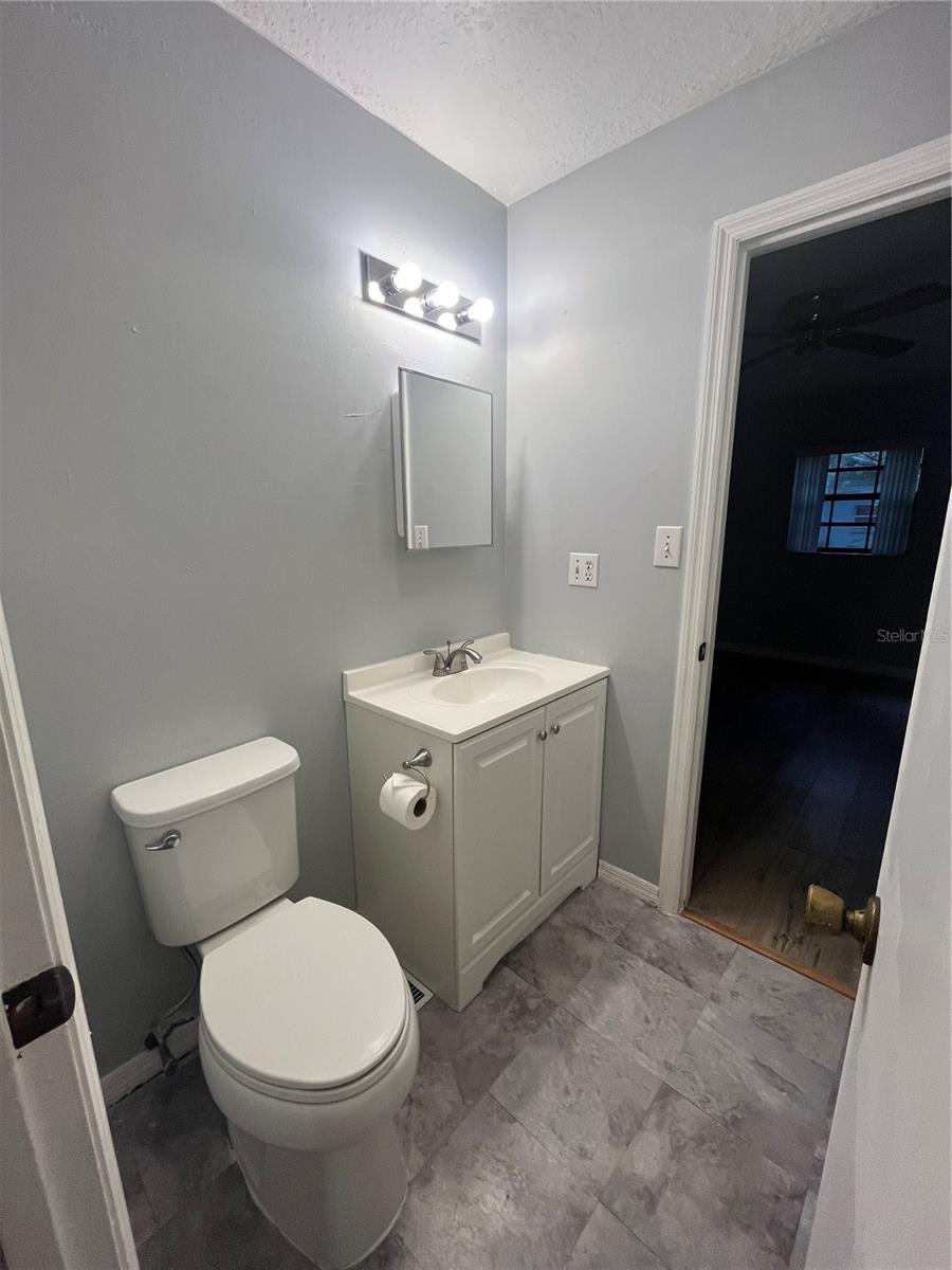 LAKE FRANKLIN PARK UN #3 REP - Residential Lease