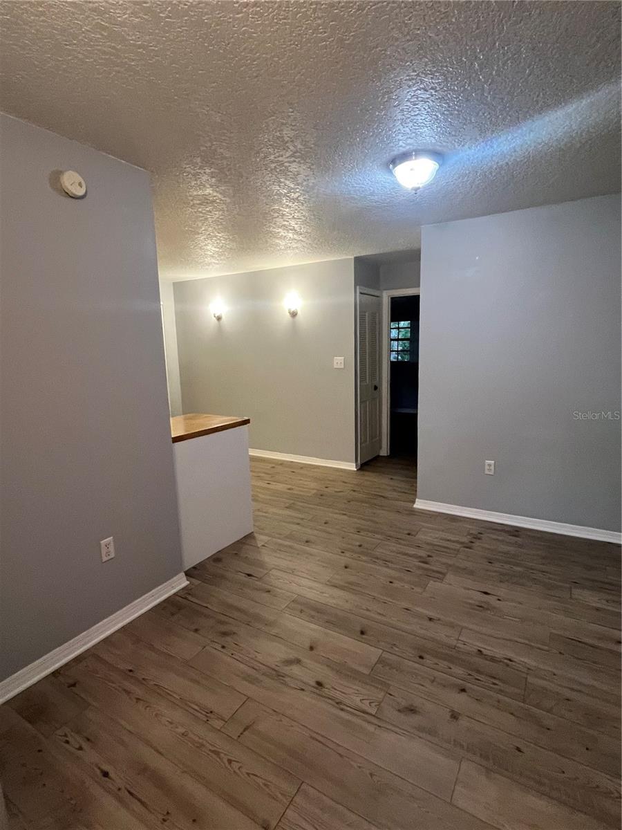 LAKE FRANKLIN PARK UN #3 REP - Residential Lease