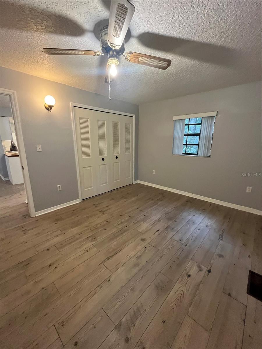 LAKE FRANKLIN PARK UN #3 REP - Residential Lease