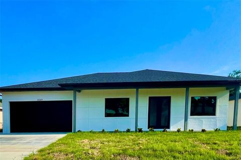 A home in NORTH PORT