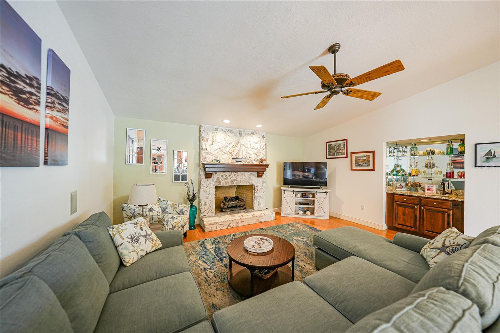 PUNTA GORDA ISLES SEC 12 - Residential