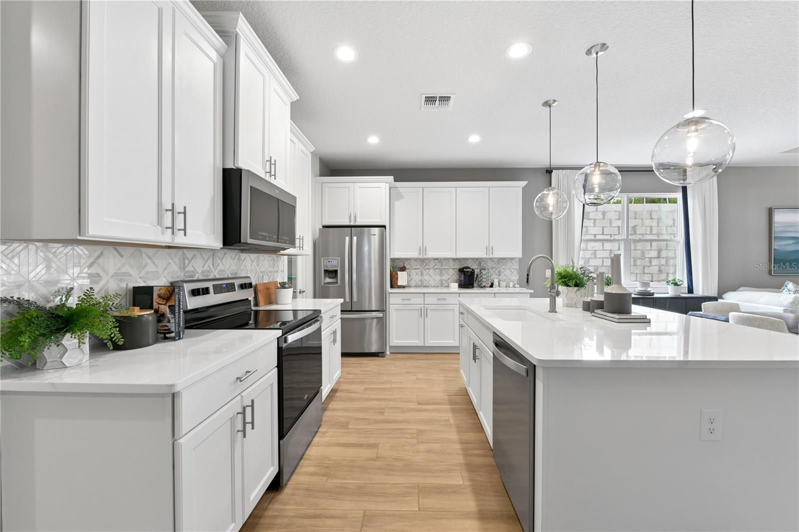 RIVERSIDE OAKS - Residential