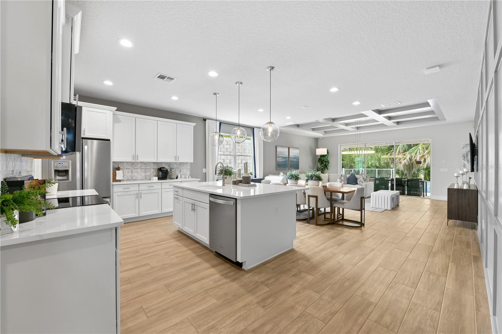 RIVERSIDE OAKS - Residential