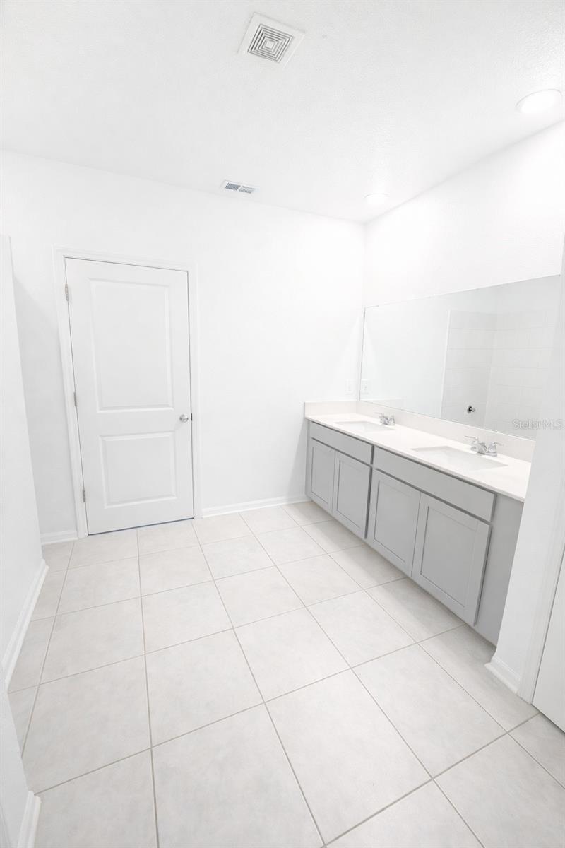 PEACE CRK RESERVE - Residential Lease