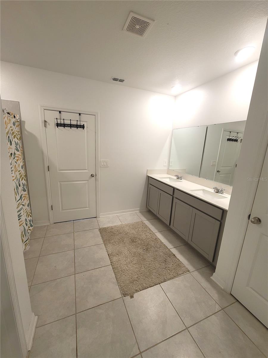 PEACE CRK RESERVE - Residential Lease