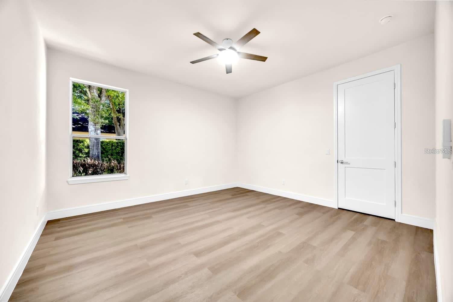 WINDSOR HILL - Residential