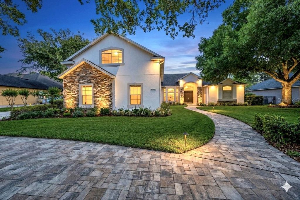 Photo of 9548 Crown Prince Lane, Windermere, FL 34786 (MLS # O6407352)