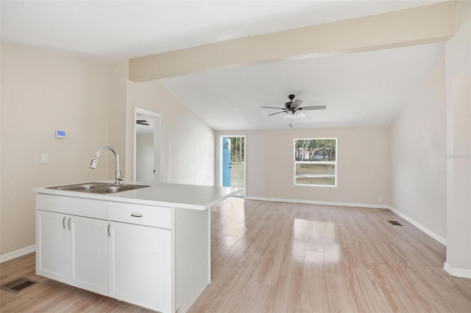 LEISURE ACRES UNIT 01 - Residential