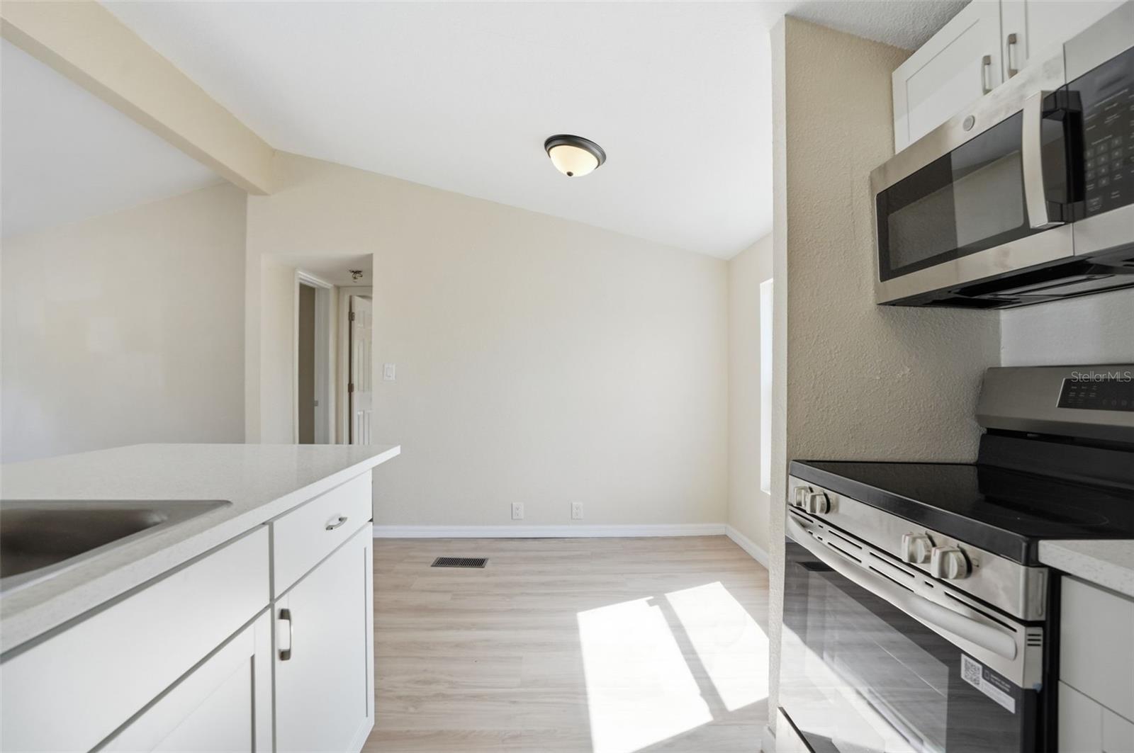 LEISURE ACRES UNIT 01 - Residential