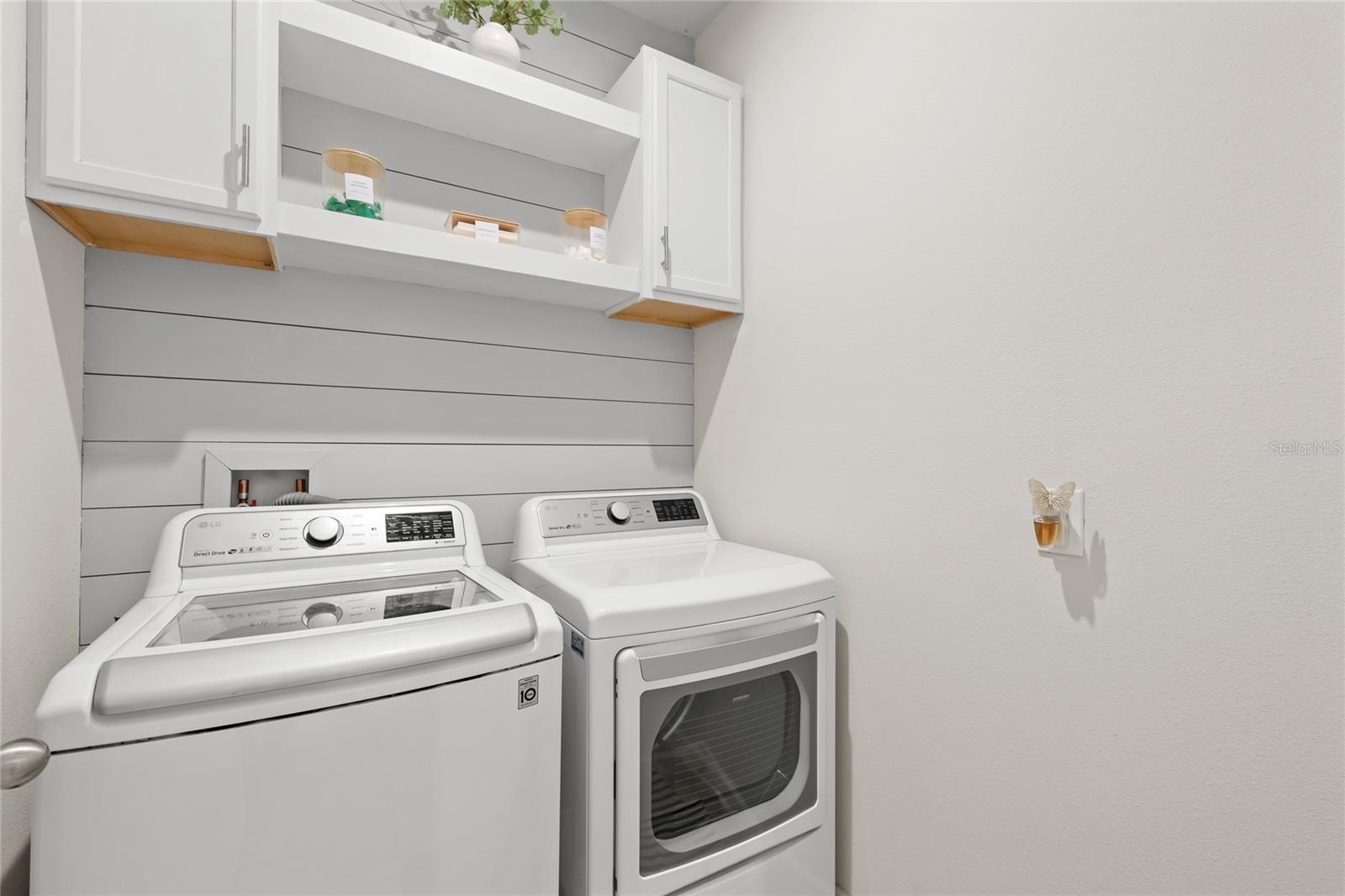 RIVERSIDE RESERVE - Residential