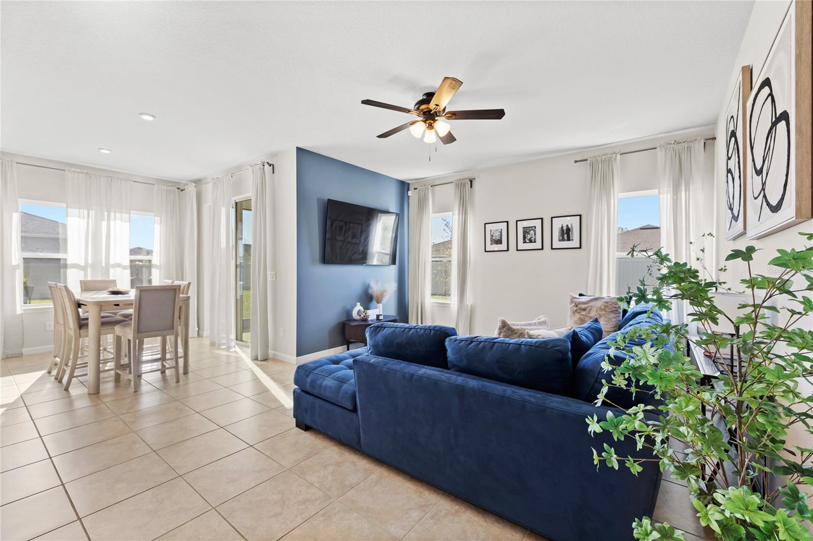 RIVERSIDE RESERVE - Residential