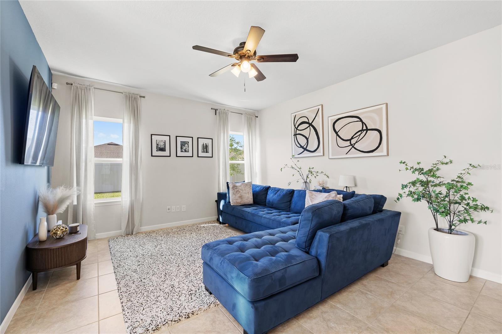 RIVERSIDE RESERVE - Residential