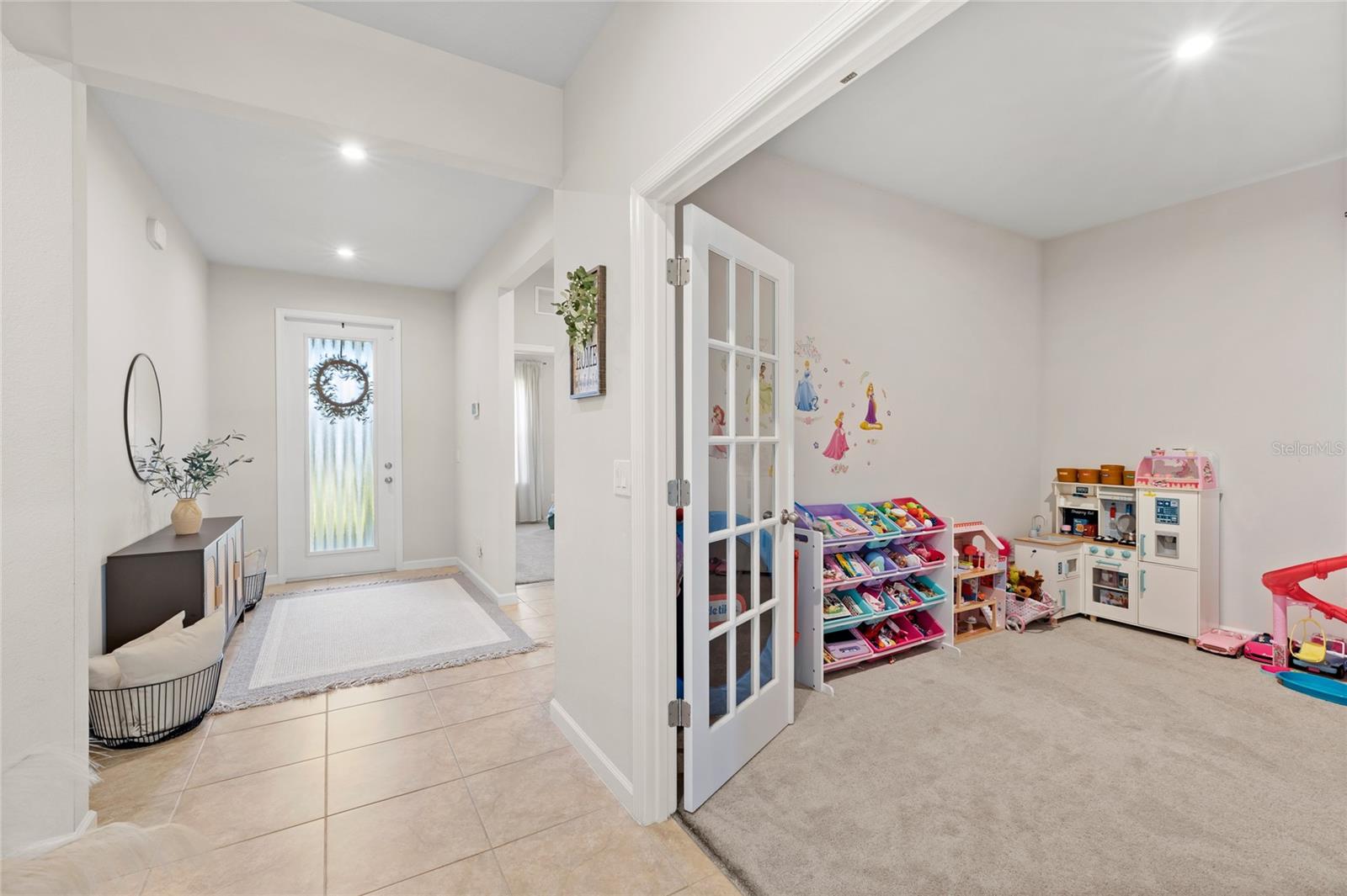 RIVERSIDE RESERVE - Residential