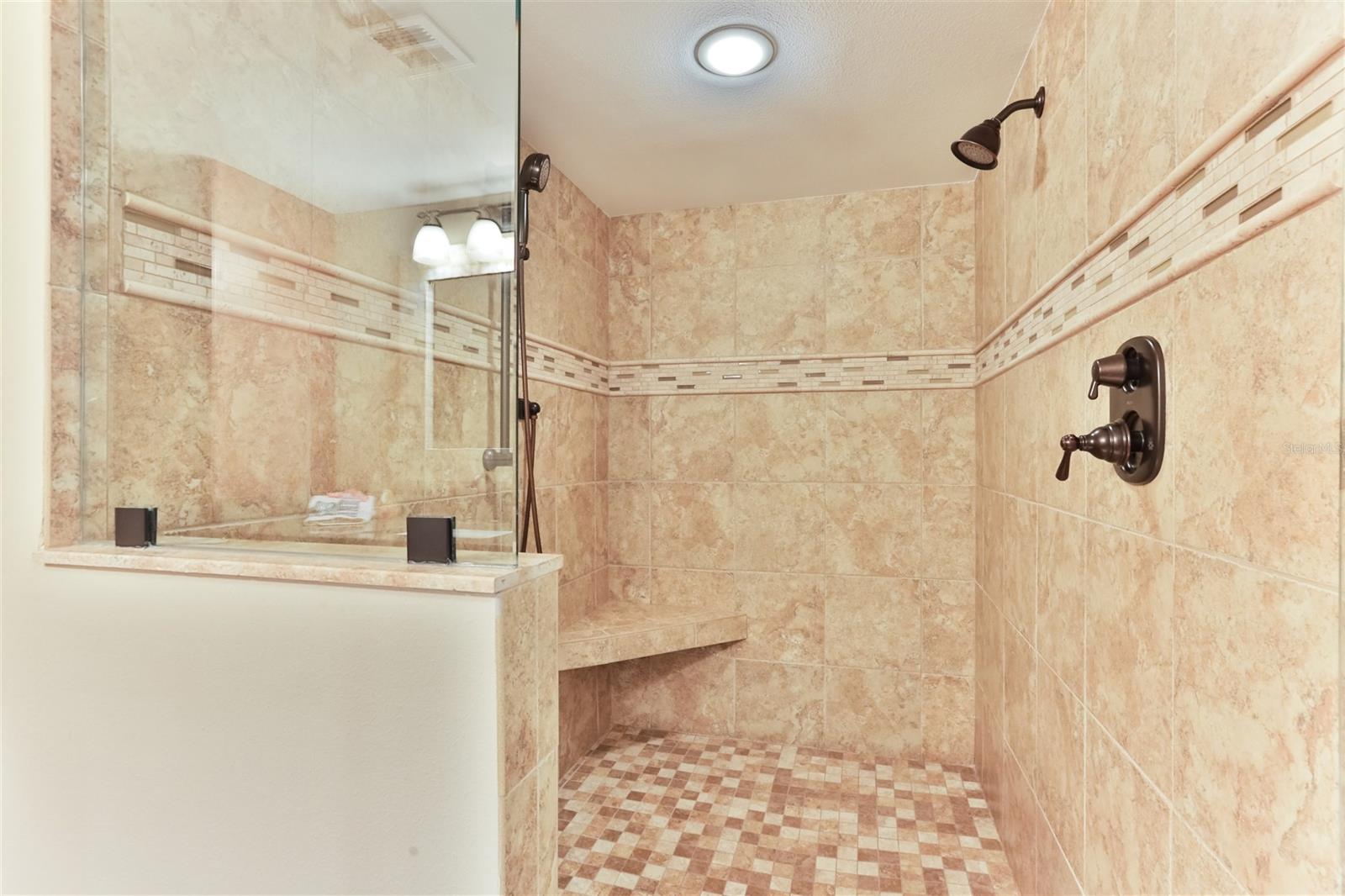 Seascape Towers Condo Ph 01 - Residential