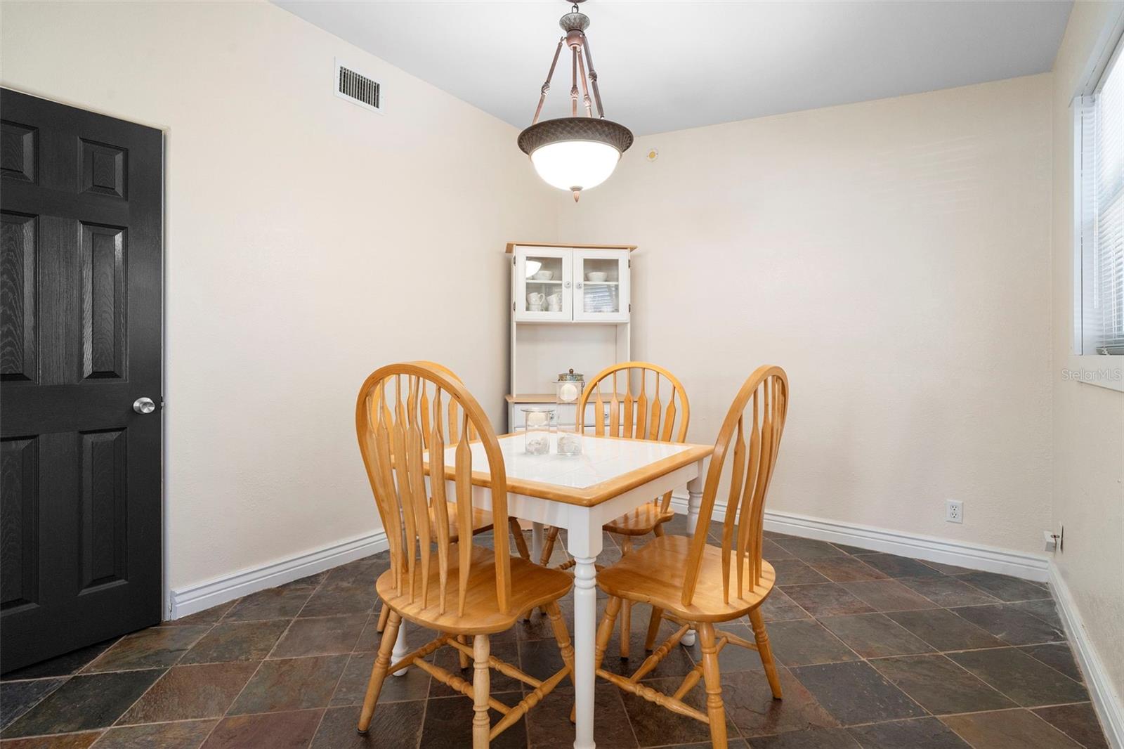 VALENCIA VILLAS - Residential