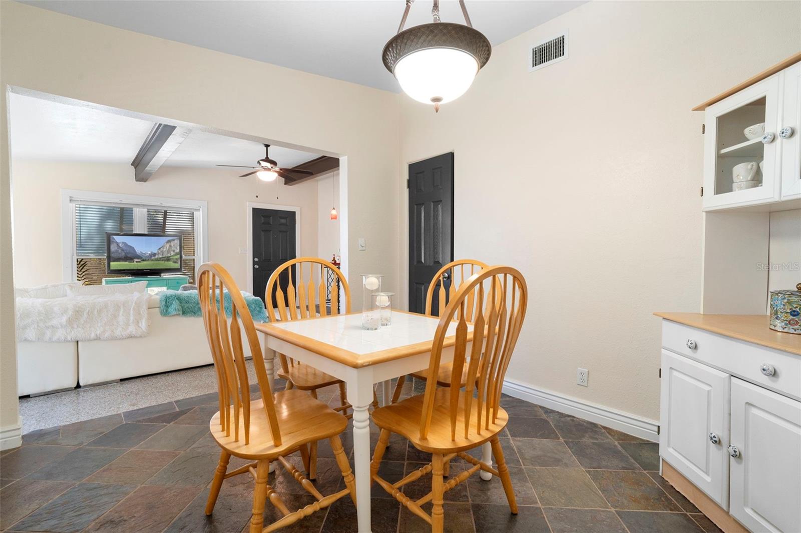 VALENCIA VILLAS - Residential