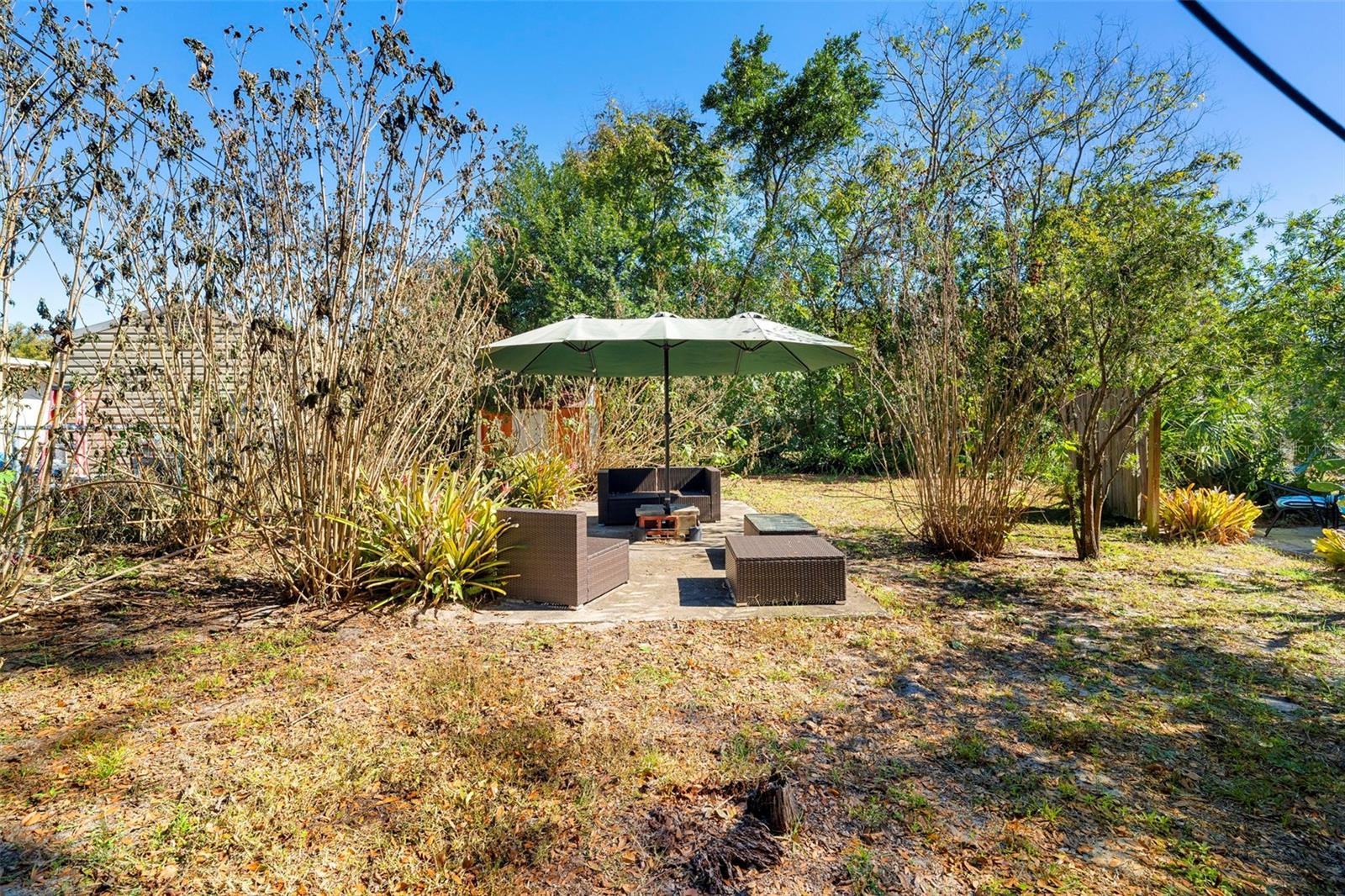 VALENCIA VILLAS - Residential