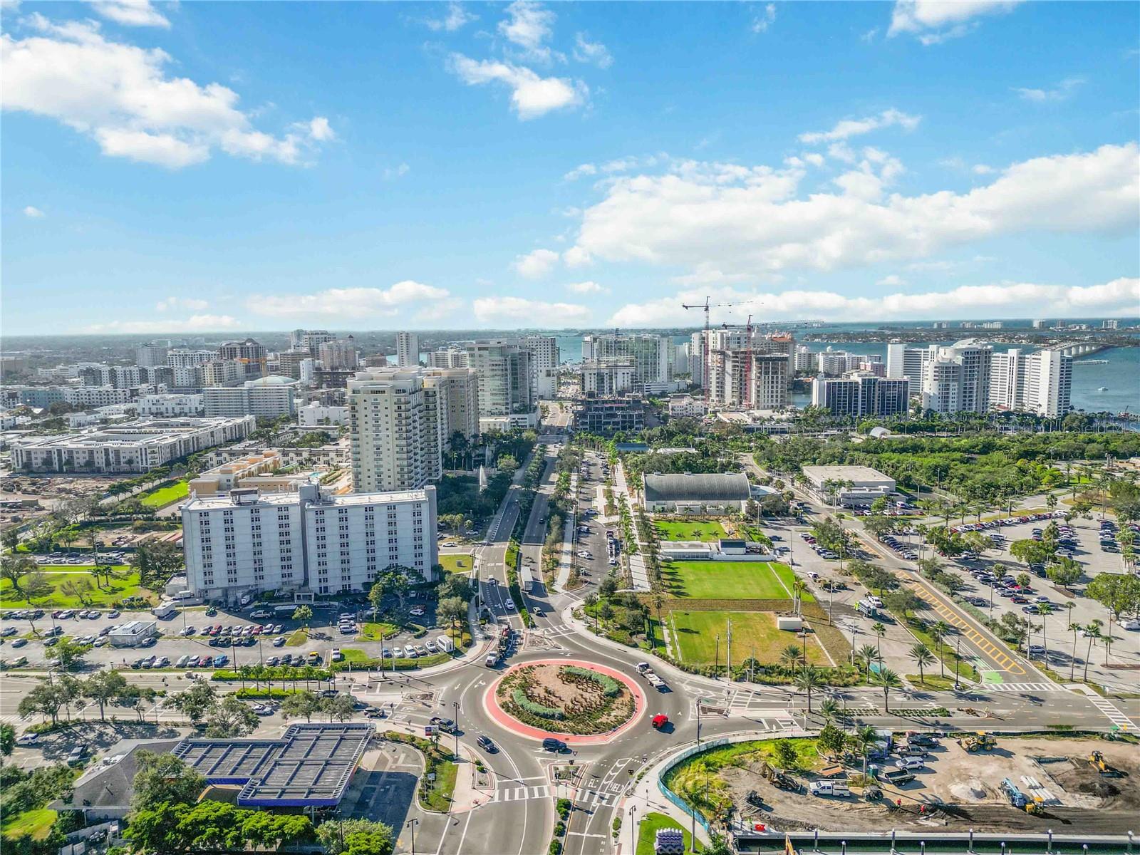 BROADWAY PROMENADE - Residential