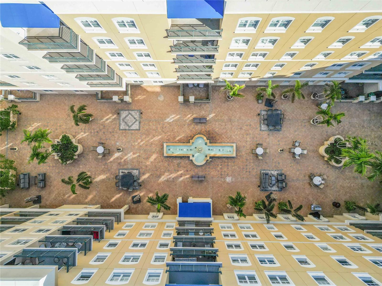 BROADWAY PROMENADE - Residential