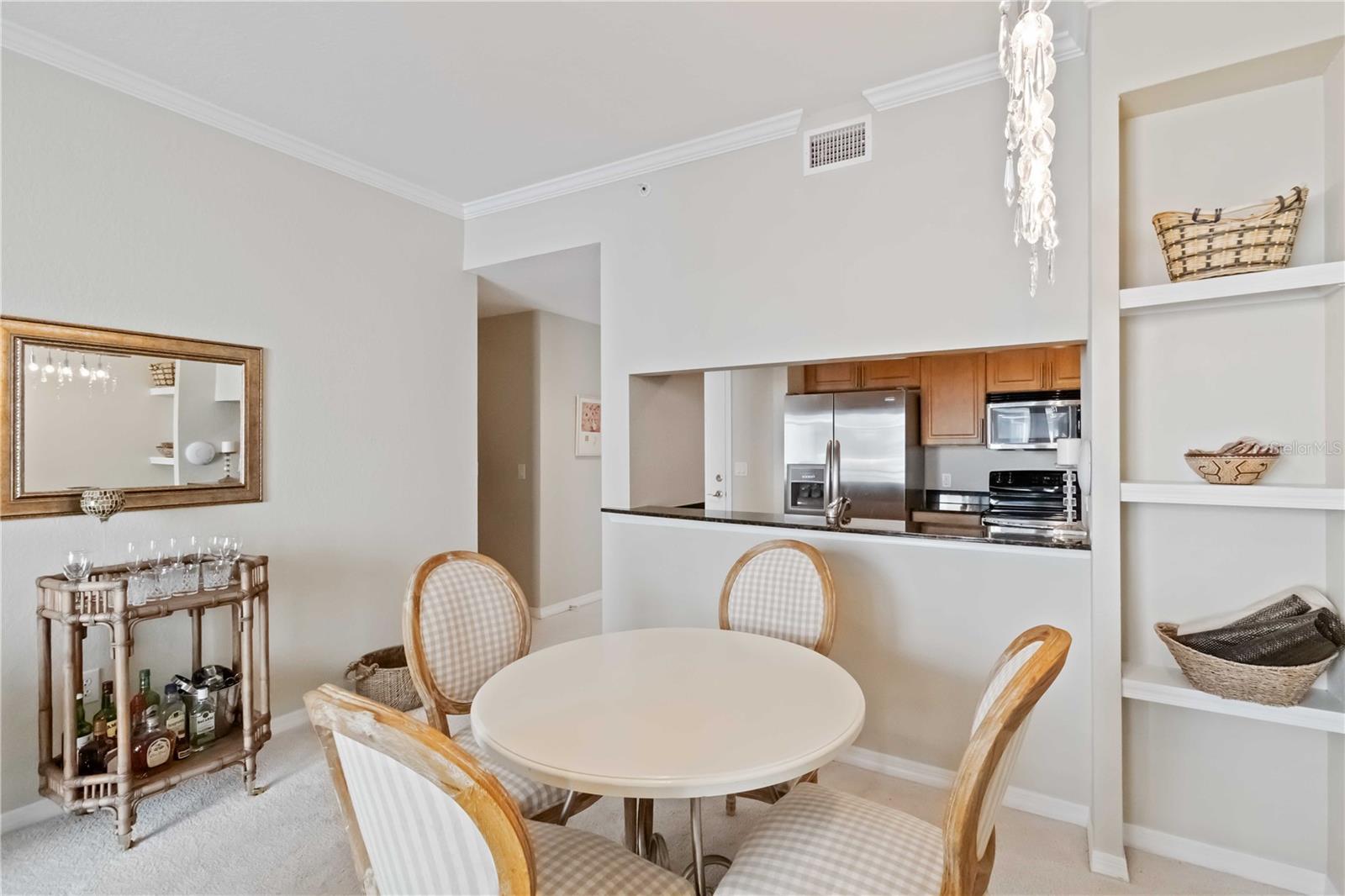 BROADWAY PROMENADE - Residential
