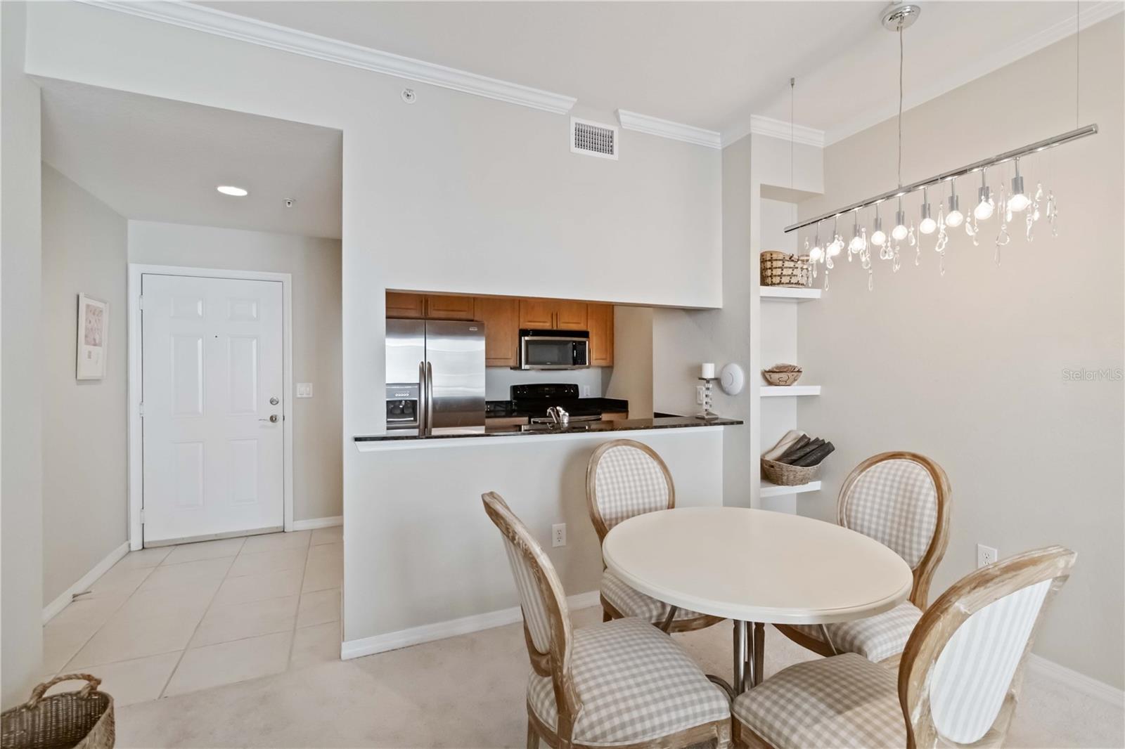BROADWAY PROMENADE - Residential