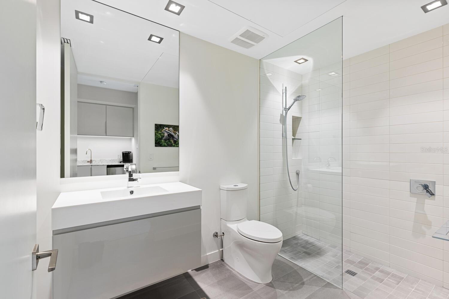 BUNGALOW HILL - Residential