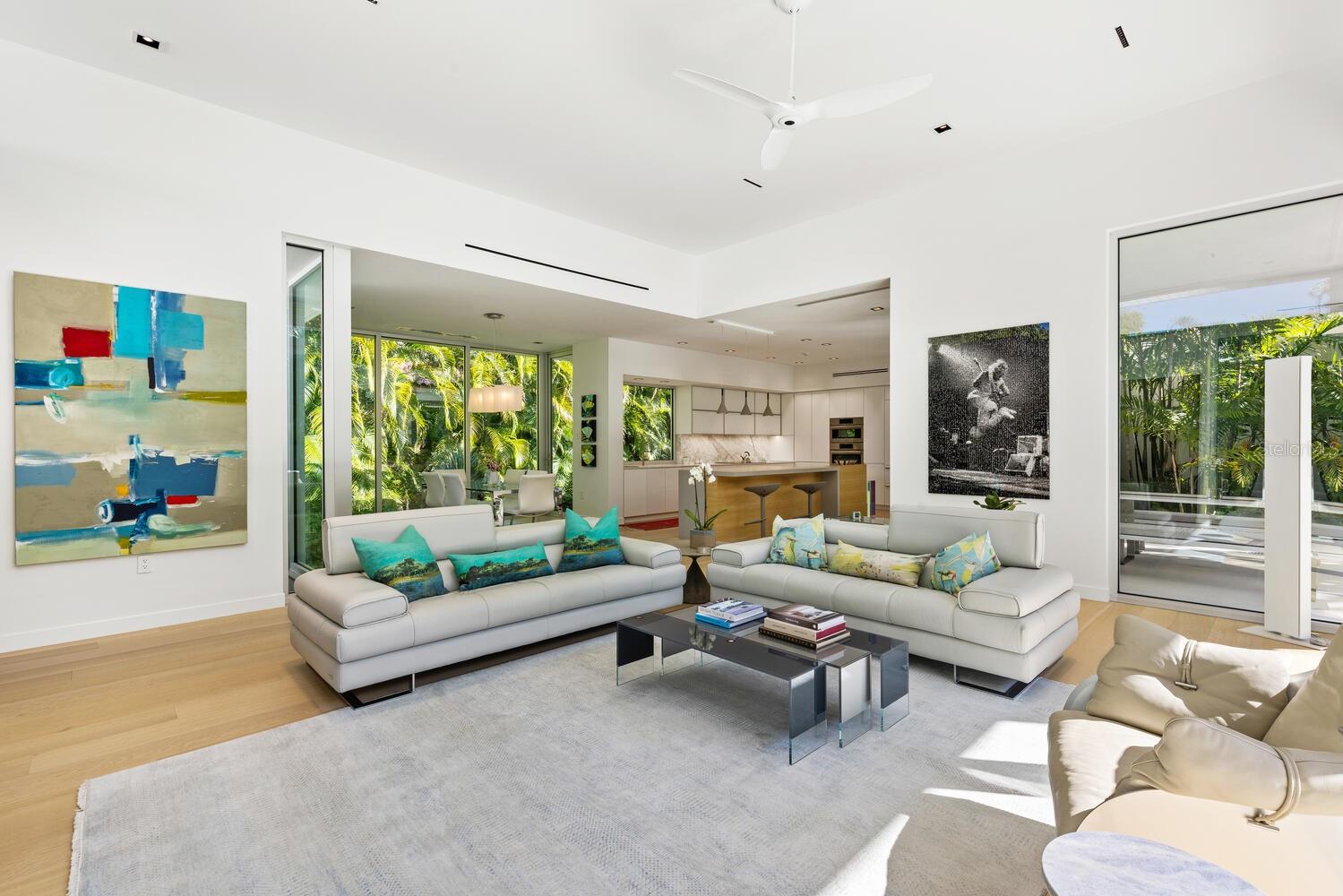 BUNGALOW HILL - Residential