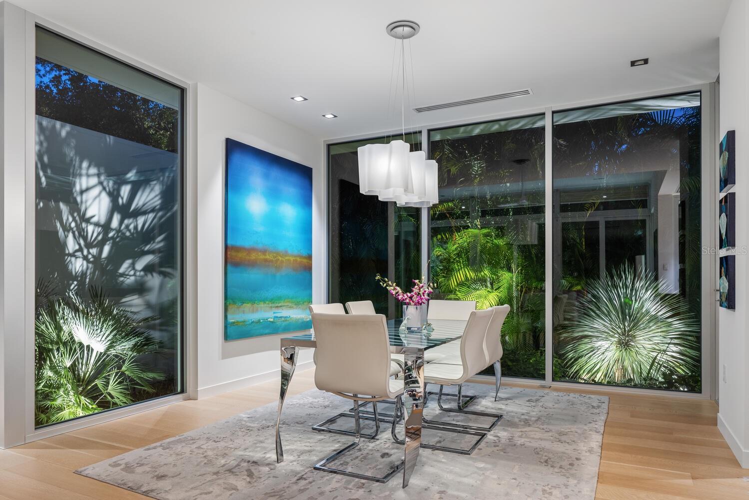 BUNGALOW HILL - Residential