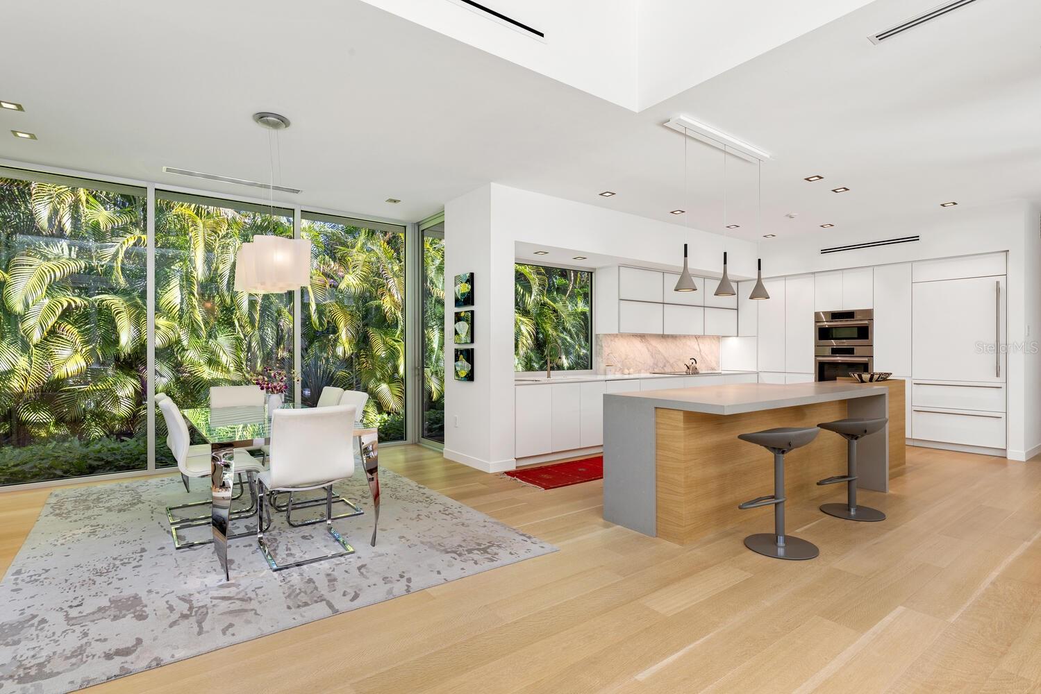 BUNGALOW HILL - Residential