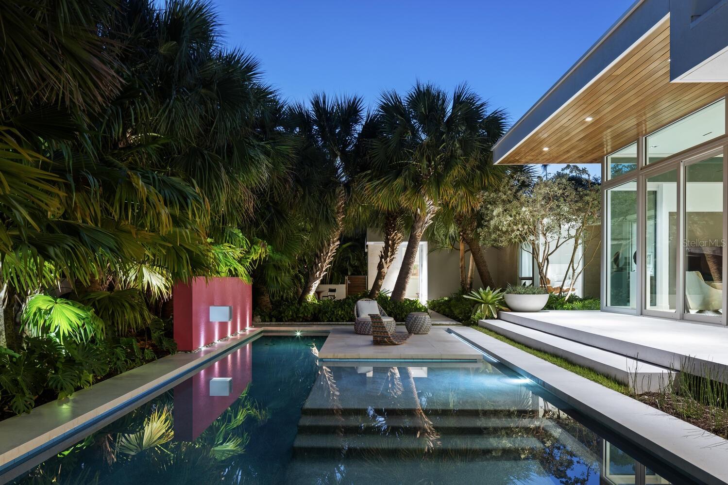 BUNGALOW HILL - Residential