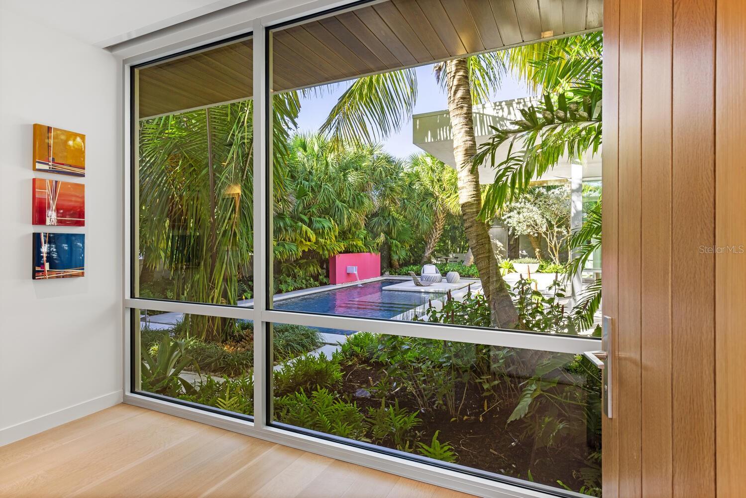 BUNGALOW HILL - Residential