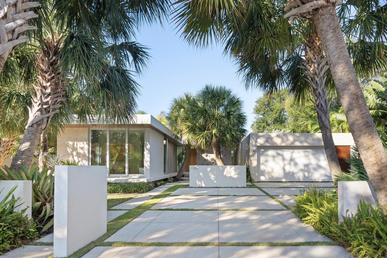 BUNGALOW HILL - Residential