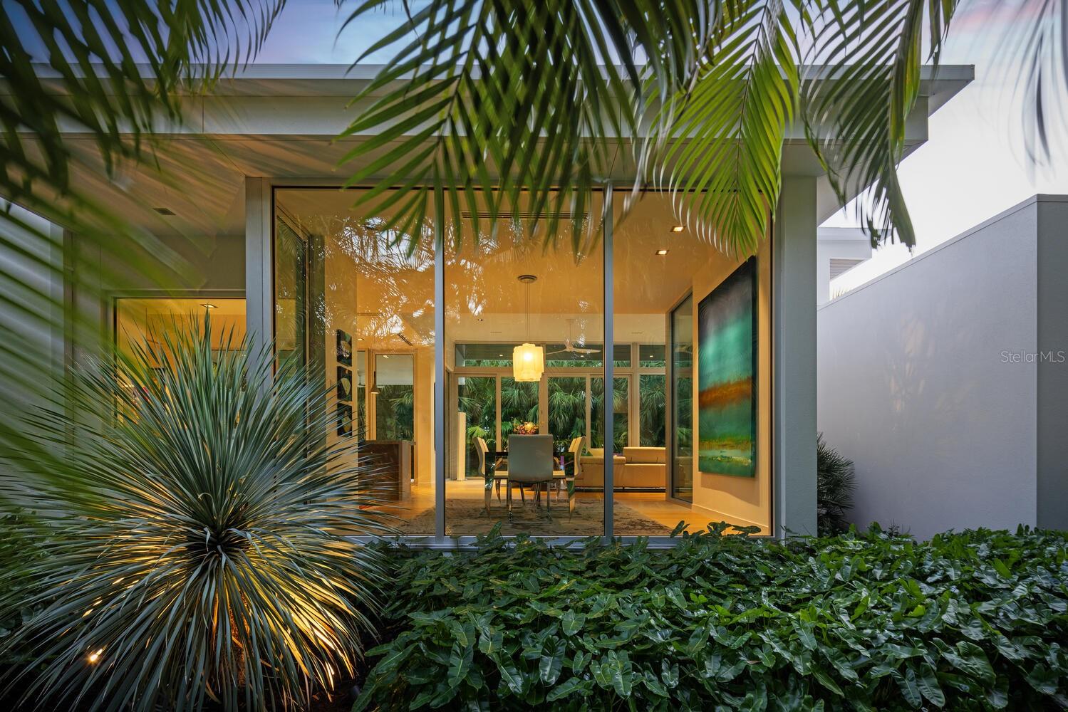 BUNGALOW HILL - Residential