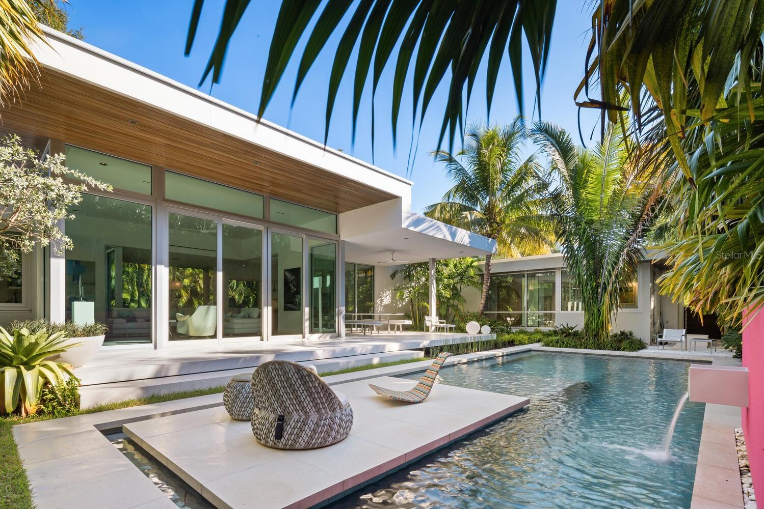 BUNGALOW HILL - Residential