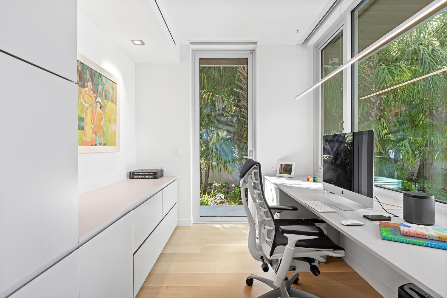 BUNGALOW HILL - Residential