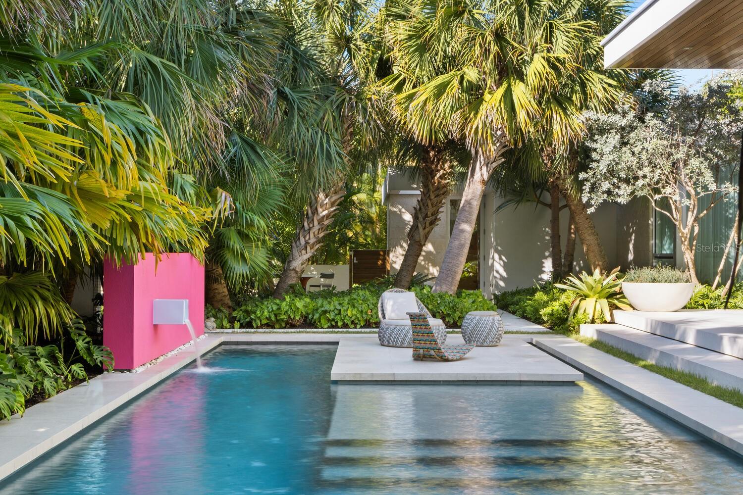 BUNGALOW HILL - Residential