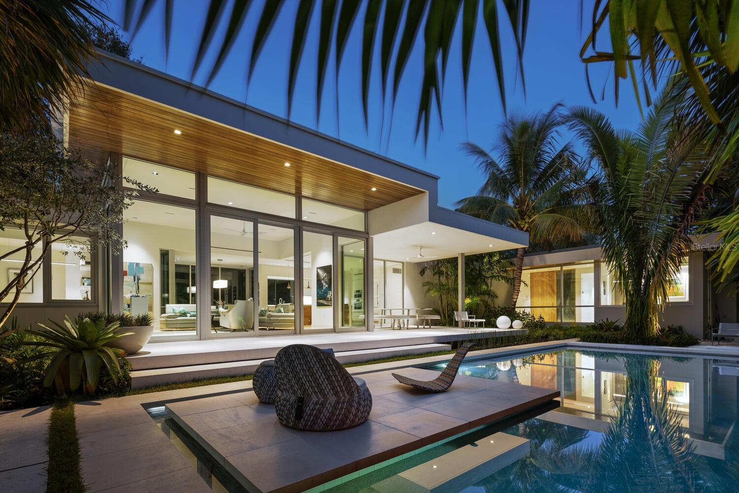 BUNGALOW HILL - Residential