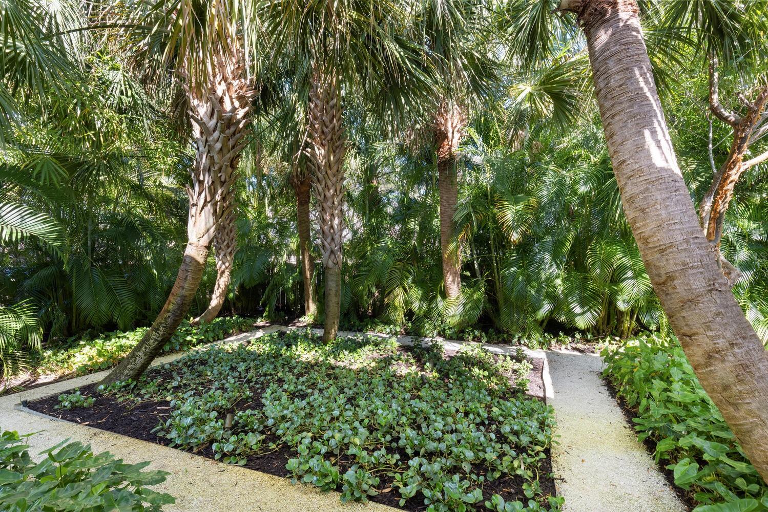 BUNGALOW HILL - Residential