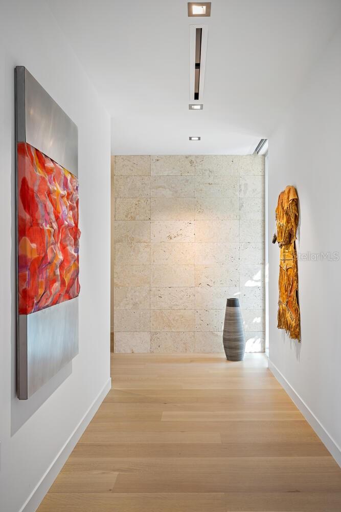 BUNGALOW HILL - Residential