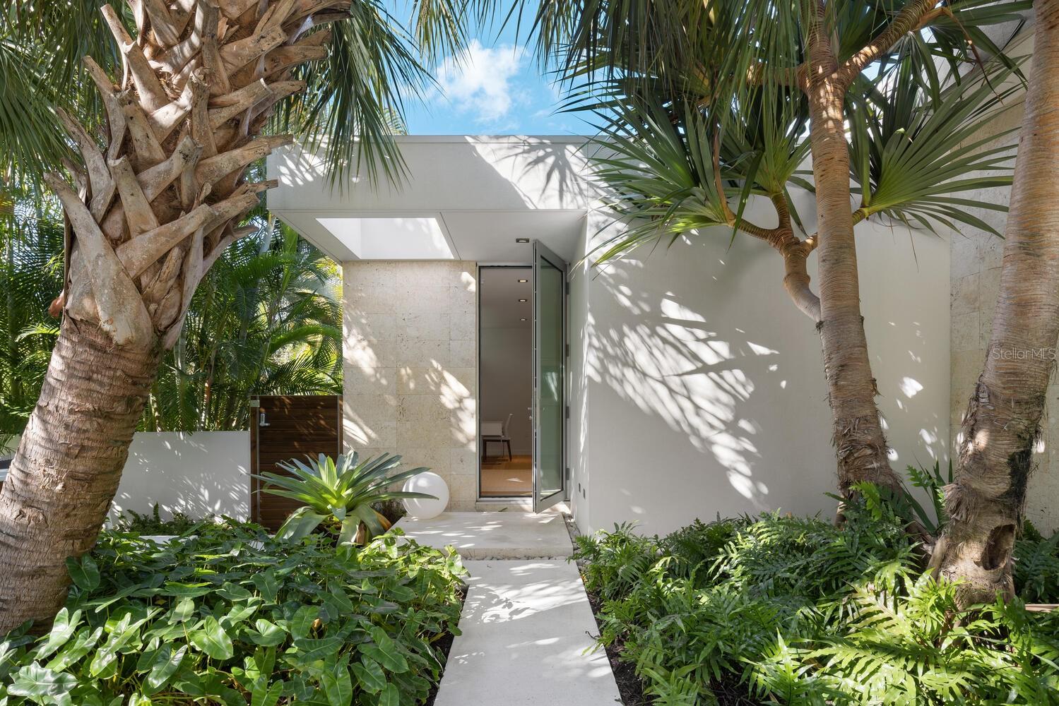 BUNGALOW HILL - Residential