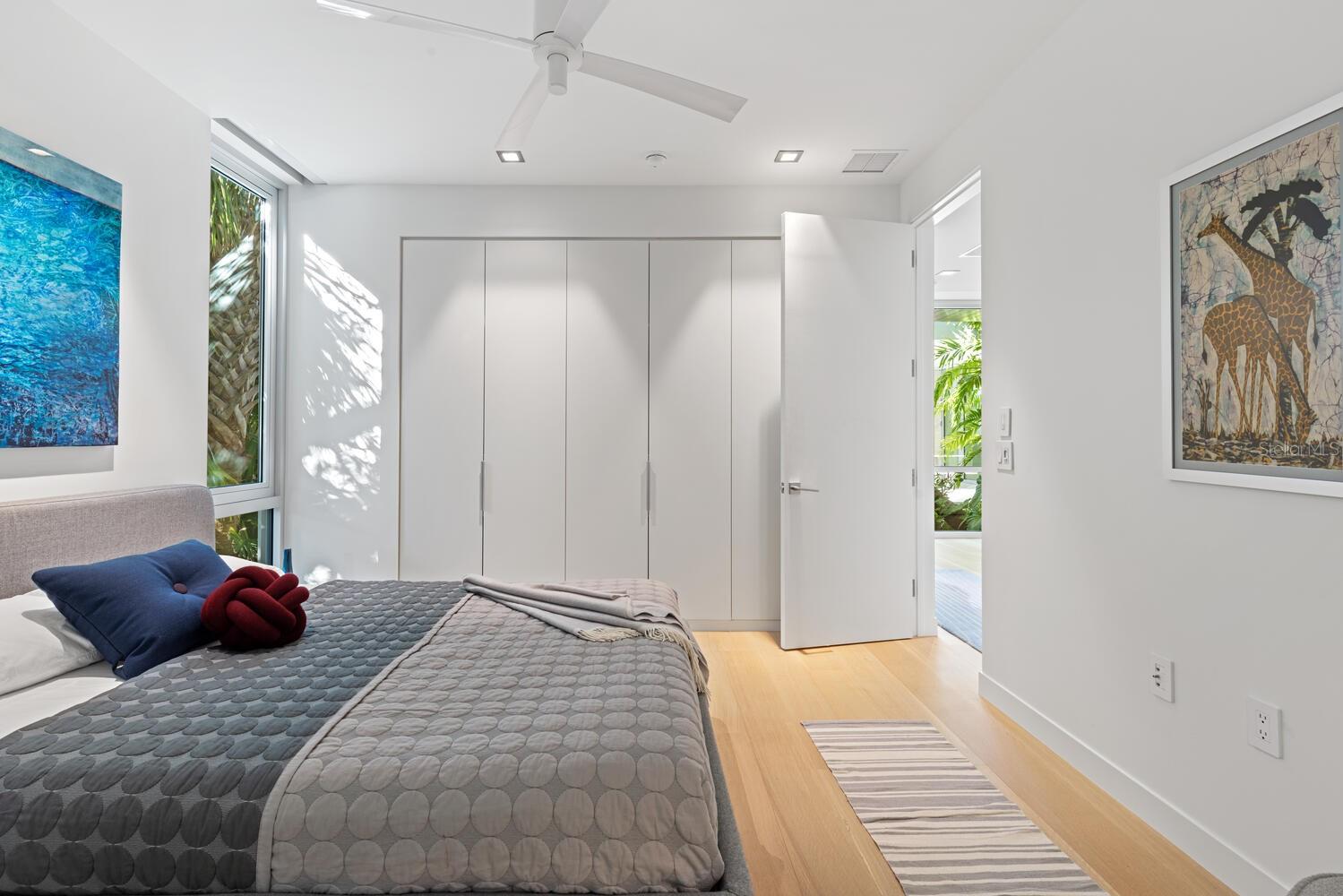 BUNGALOW HILL - Residential