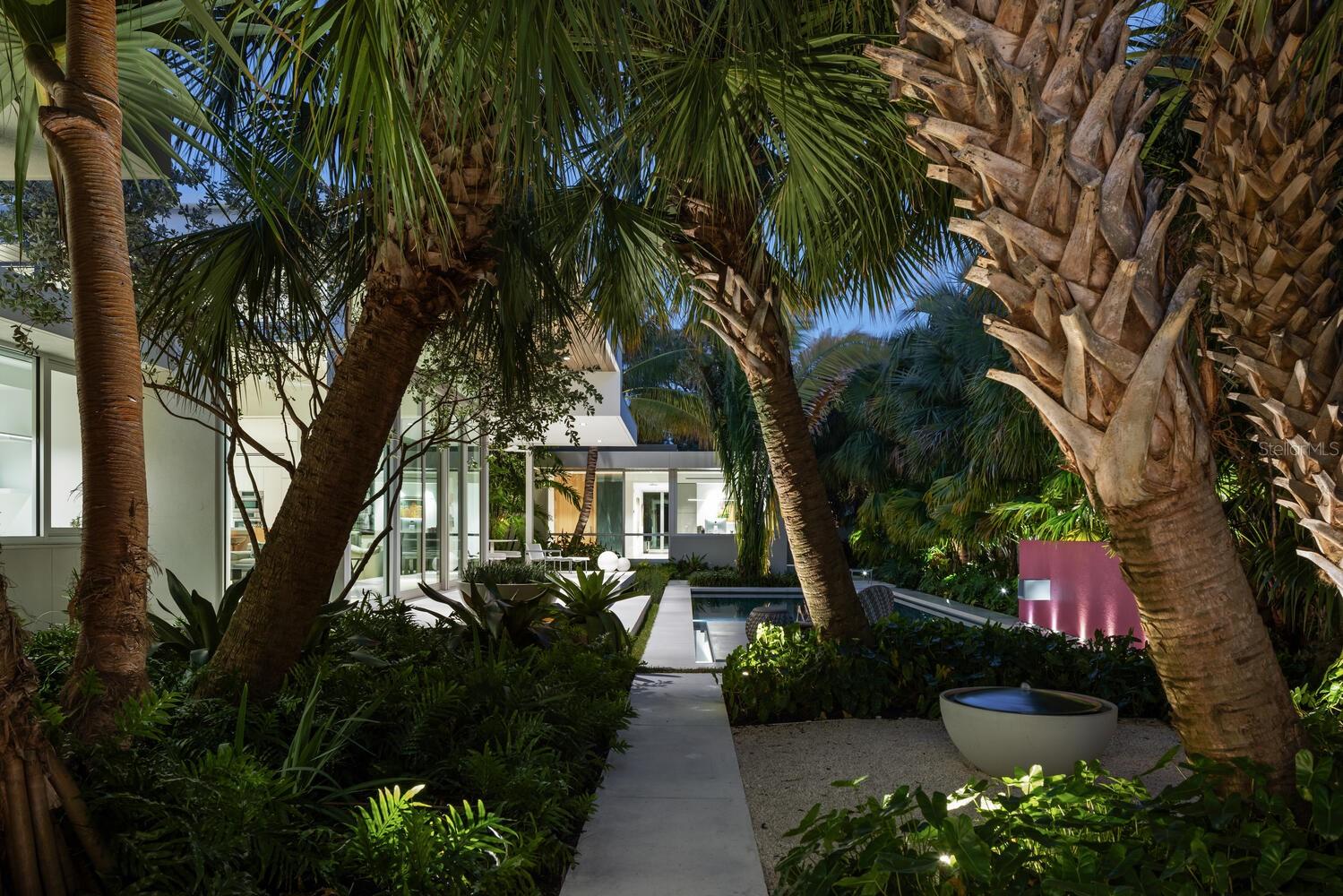 BUNGALOW HILL - Residential