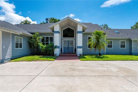 A home in PUNTA GORDA