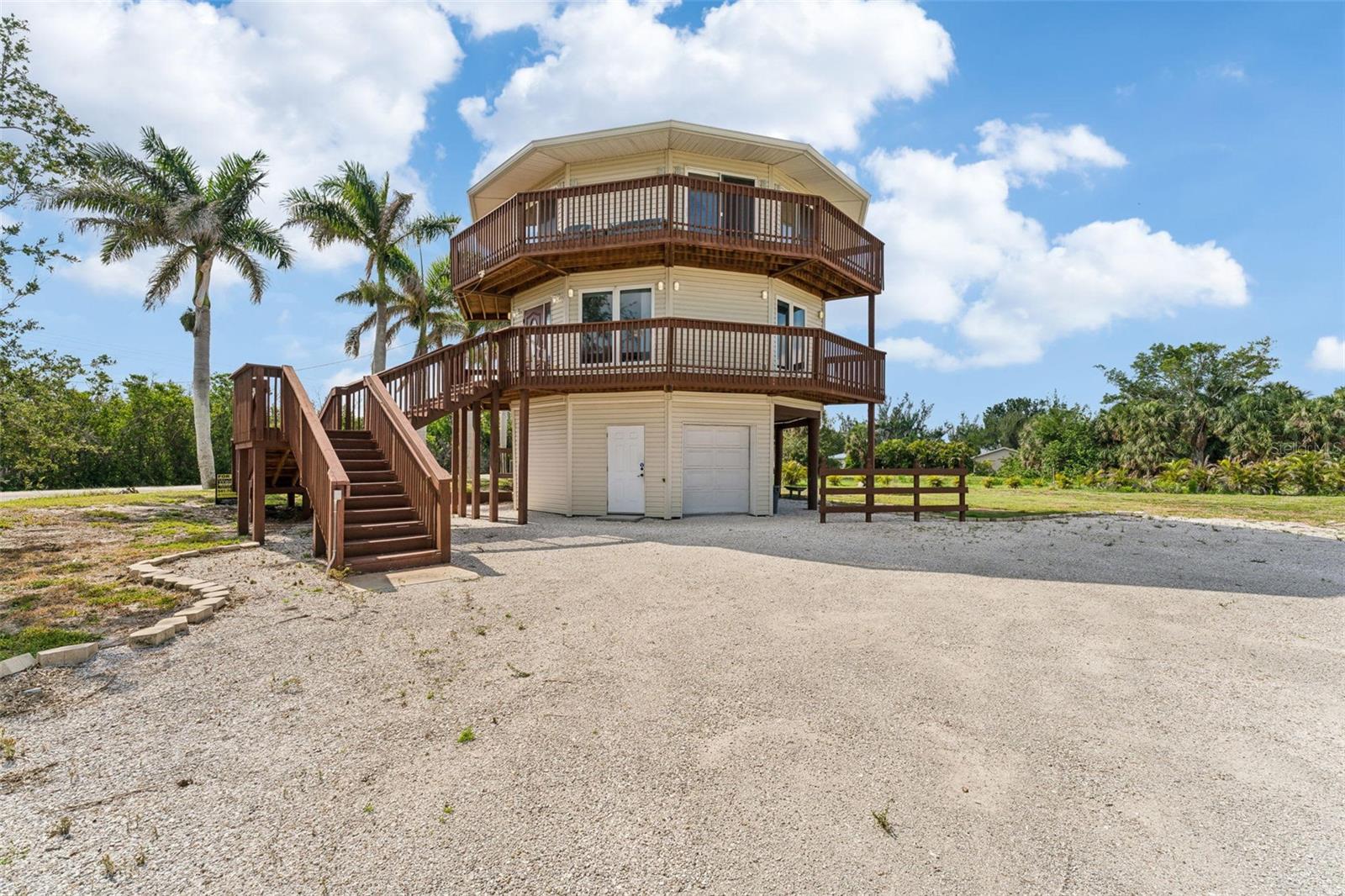 FOUR WINDS MARINA & TRAIL PARK - Residential