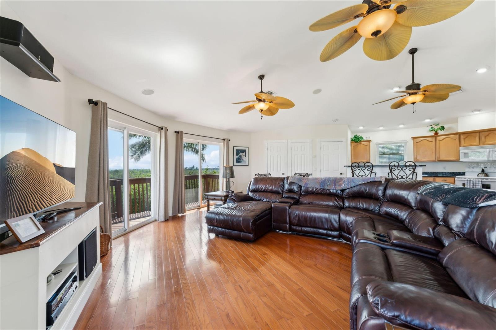 FOUR WINDS MARINA & TRAIL PARK - Residential