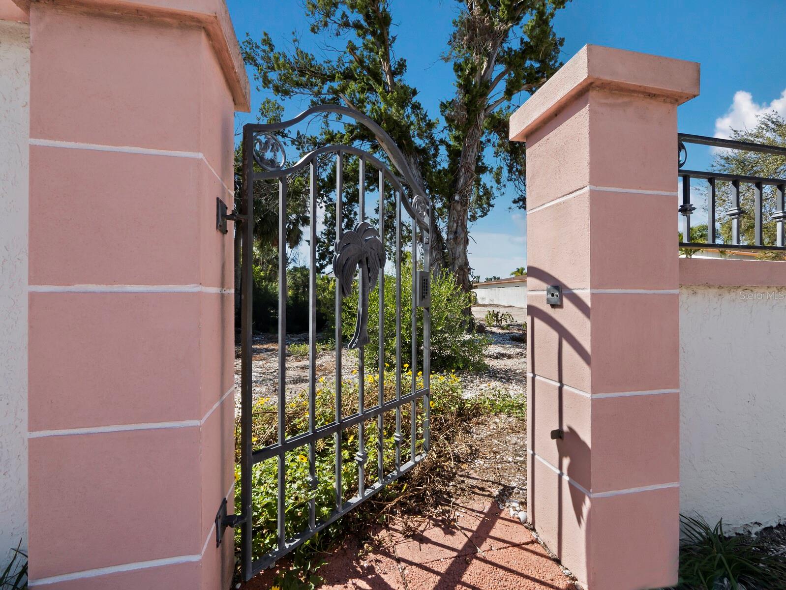 SAINT ARMANDS DIV JOHN RINGLING ESTATES - Land