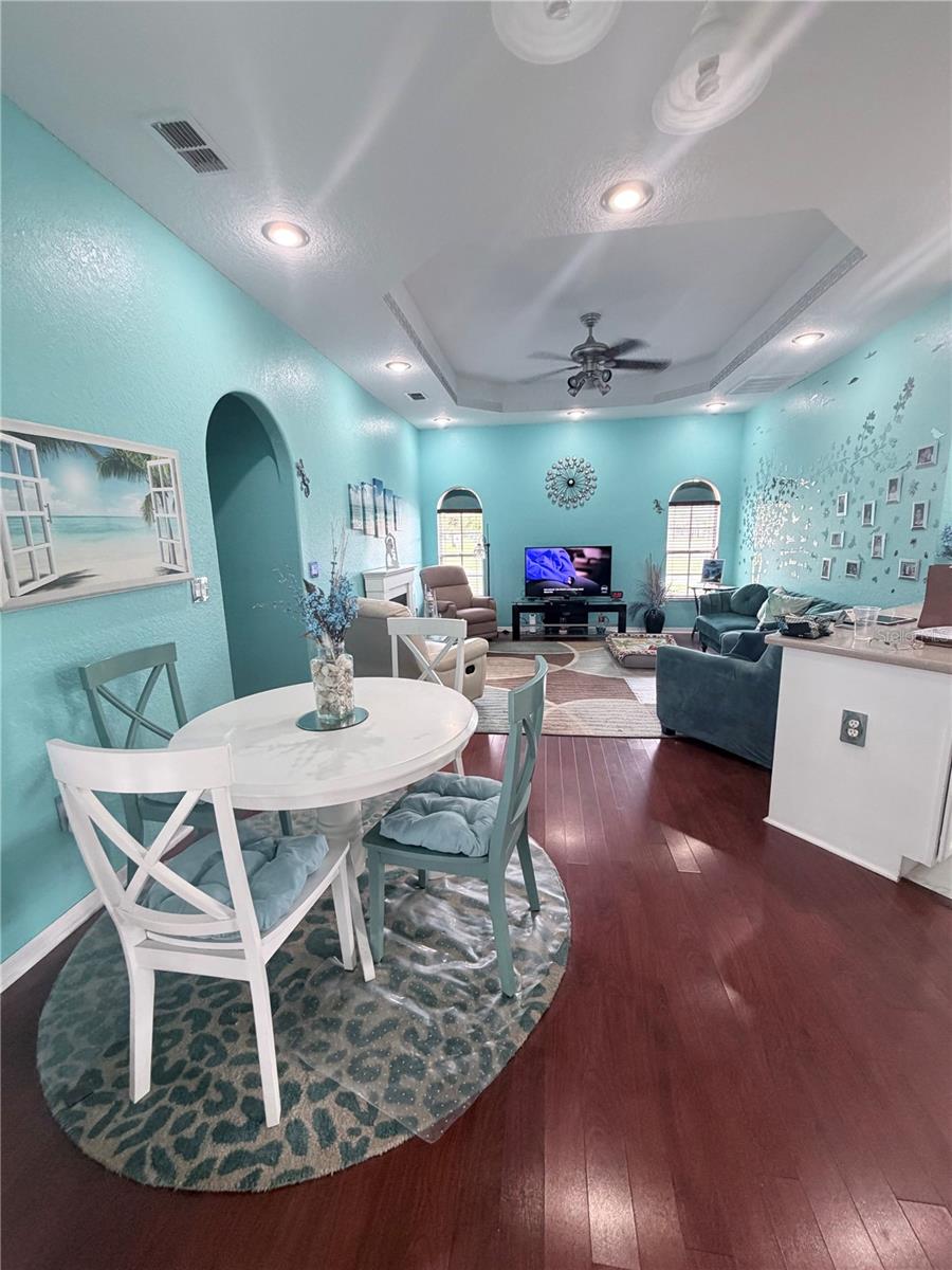 SPRING HILL - Residential